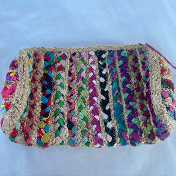 Colorful Woven Clutch - Picture 2 of 14